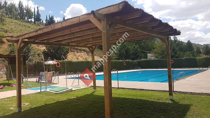 Piscina Municipal De Tendilla
