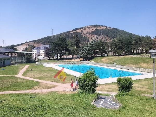 Piscinas Municipales de San Rafael