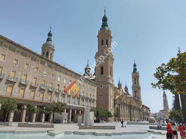 Plaza de Nuestra Señora del Pilar