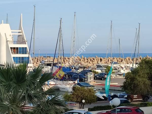 Puerto Deportivo Las Fuentes