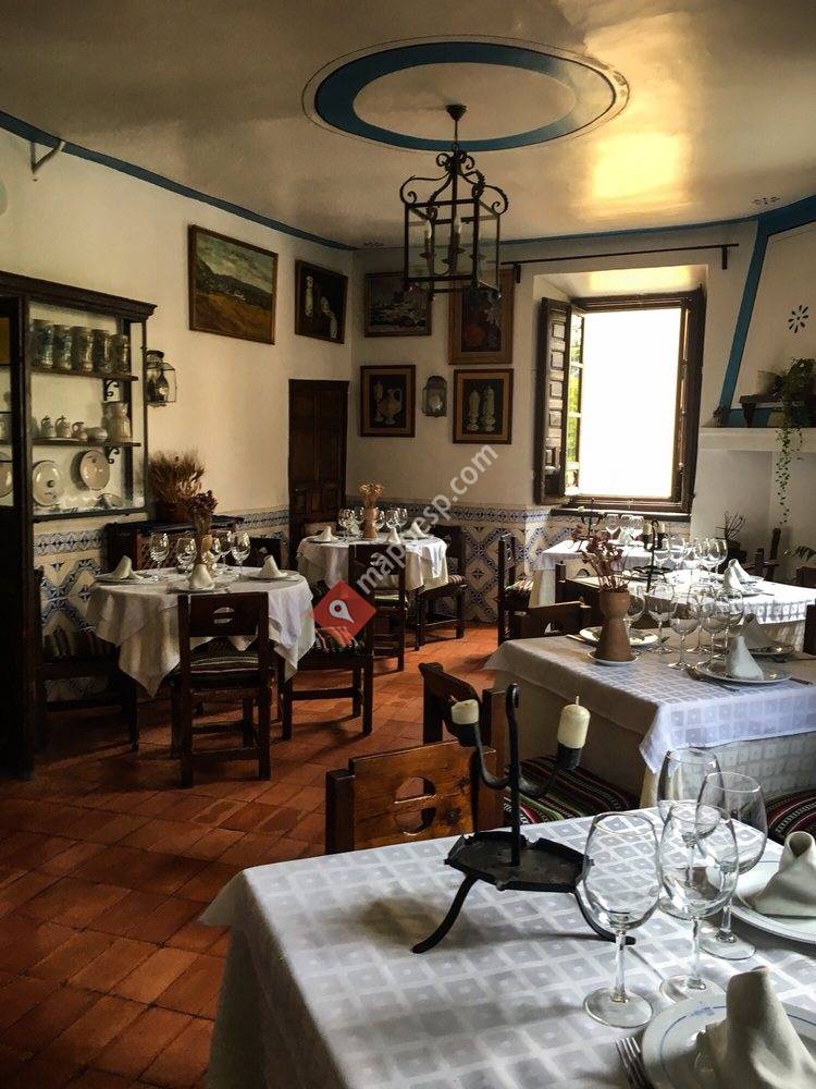Restaurante la Cueva Antigua Posada de Las Animas