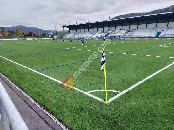 Santo Kristo futbol zelaia