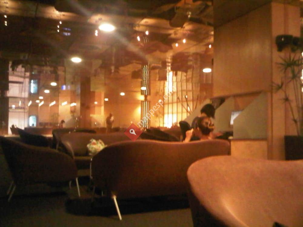 Spanair Lounge