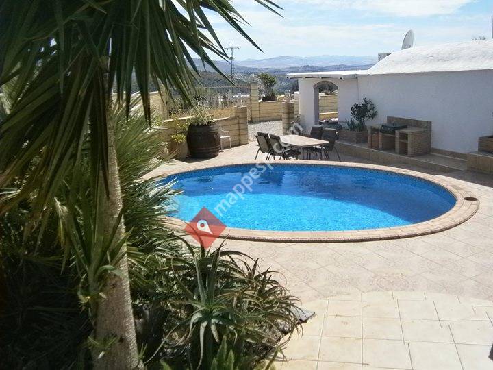 Spanish Andalusian inland villa with private pool