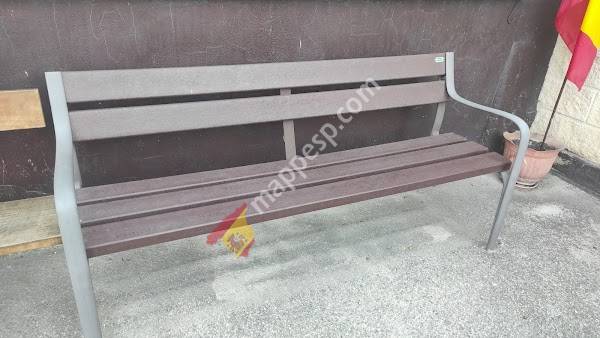 Un banco lleno de paz